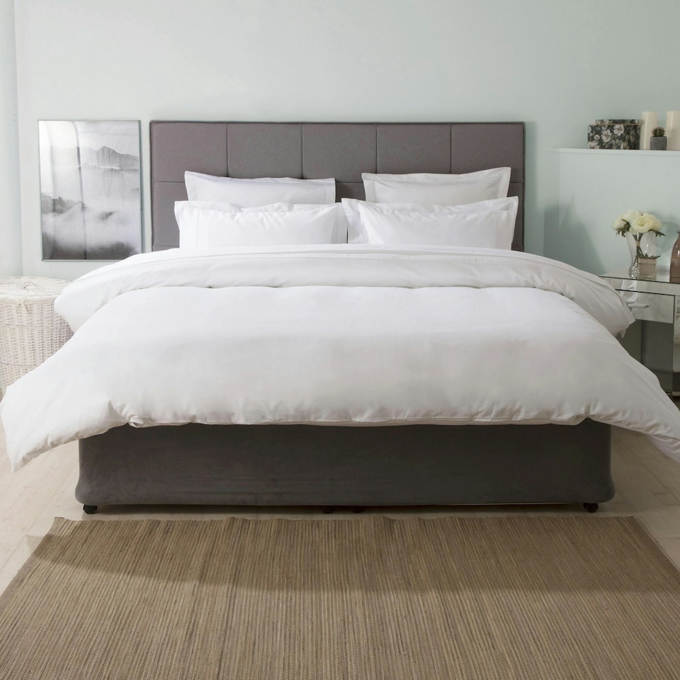image 1 of Belledorm Ultralux 1000 Thread Count Duvet Cover - White - Double