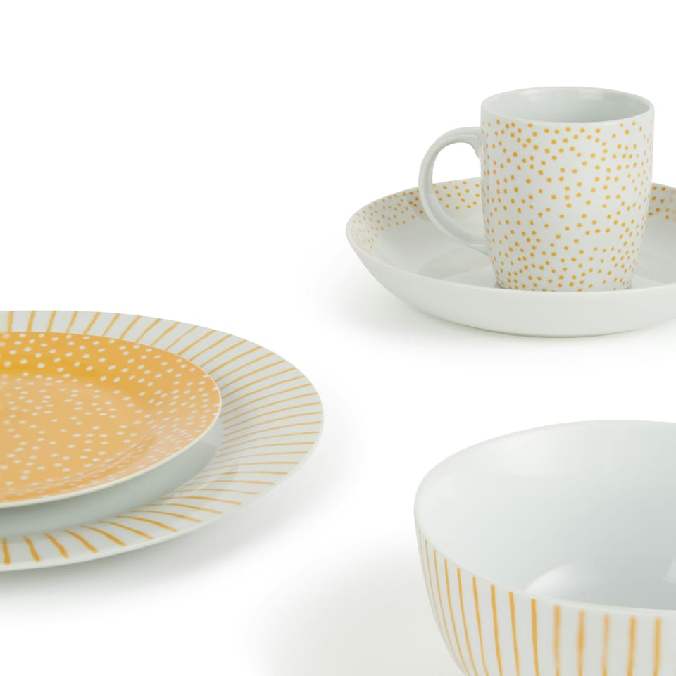 image 1 of 20pc Betsy Amber & White Dinner Set