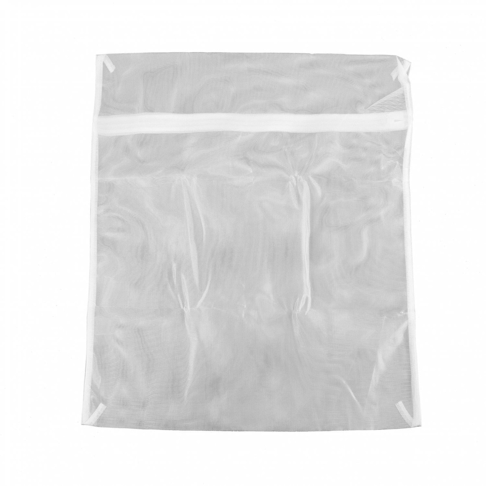 image 1 of Pack of 5 White Mesh Zipper Laundry Washing Bags 3 Sizes | White