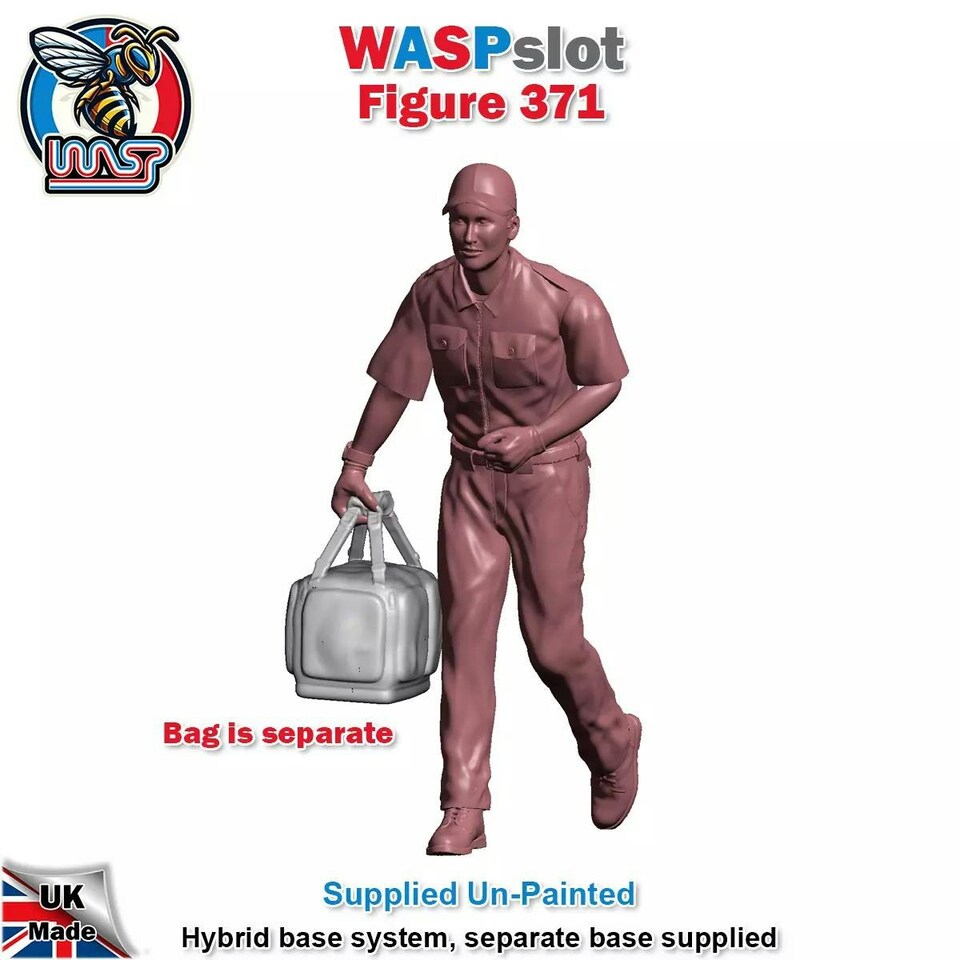image 1 of Trackside Unpainted Figures Paramedics x 3 Scenery Set 125 1:32 Wasp