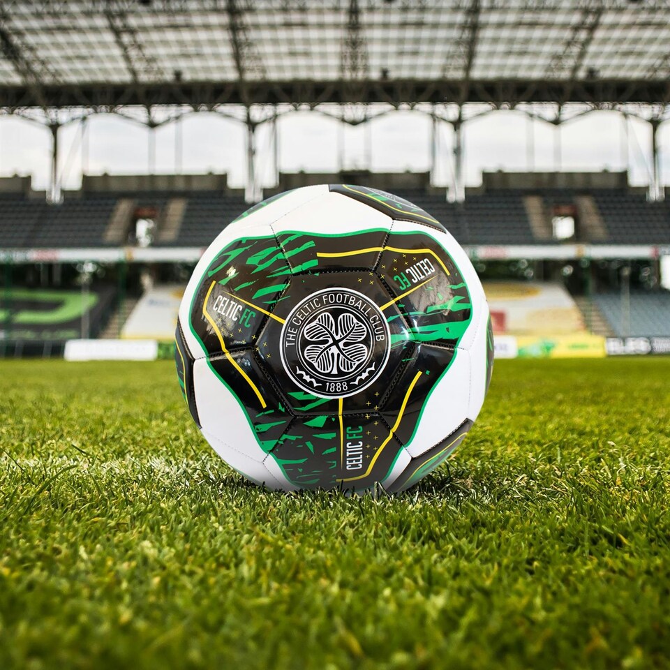 image 1 of Celtic 32 Panel Size 5 Tracer Football Green