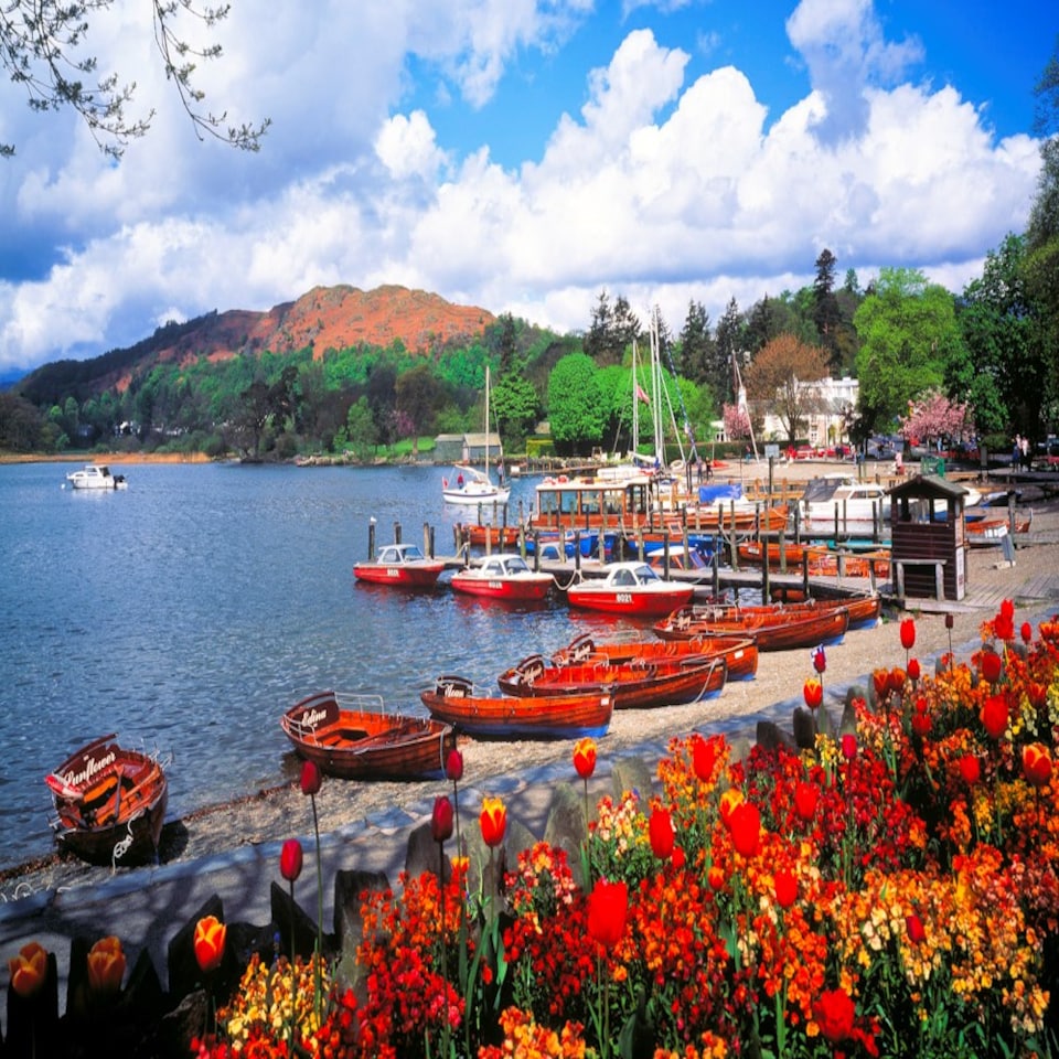 image 1 of Lovely Lakeland 1000 Piece Jigsaw Puzzle