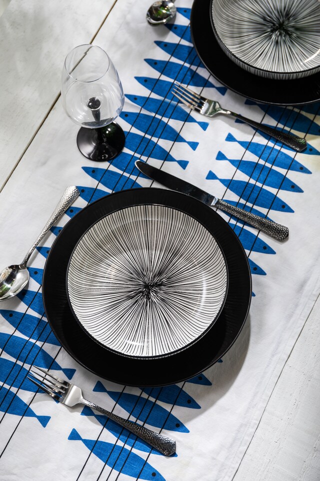 image 1 of Mikasa Set of 4 Black Stripe Stoneware Pasta Bowls