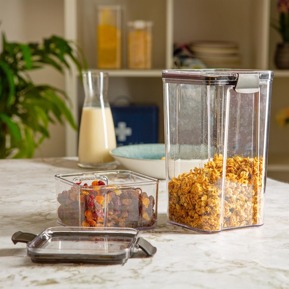 image 1 of Argon Tableware 6 Piece Food Storage Containers Set - 4 Sizes - Black