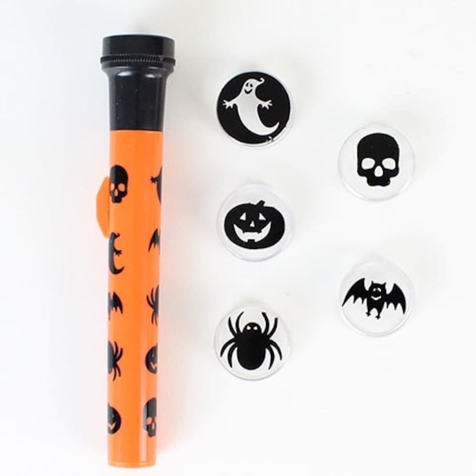 Light Torch With Halloween Characters Covers 15cm