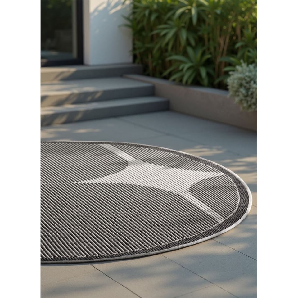 image 1 of The Rugs Reversible Weatherproof Indoor Outdoor Rug Polypropylene Durable