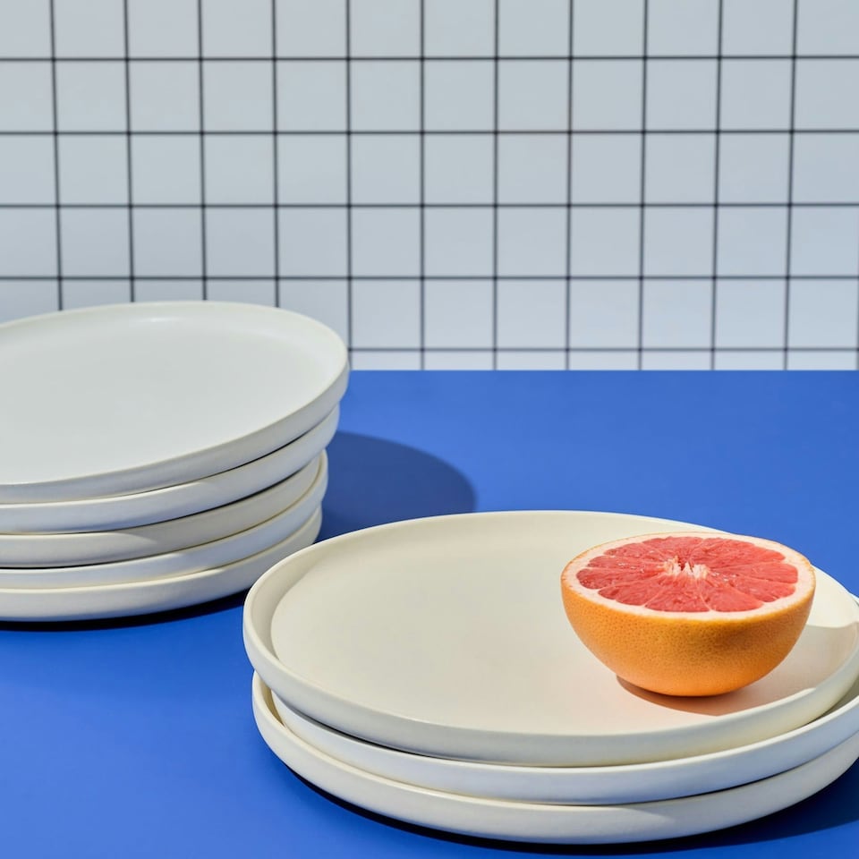image 1 of Curateology LoHo Set of 4 Stoneware Dinner Plates 26cm - Reactive Glaze Light Grey