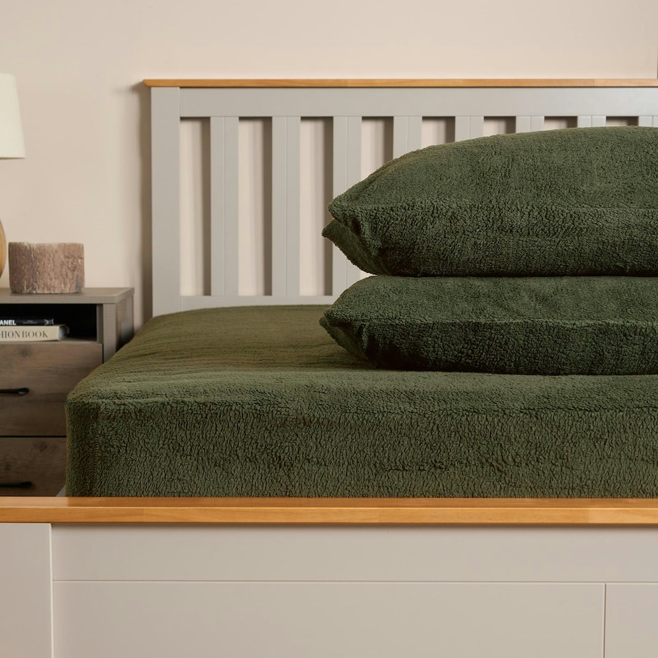 image 1 of OHS Soft Warm Thermal Teddy Fleece 25cm Deep Fitted Bed Sheet, Single - Woodland Green