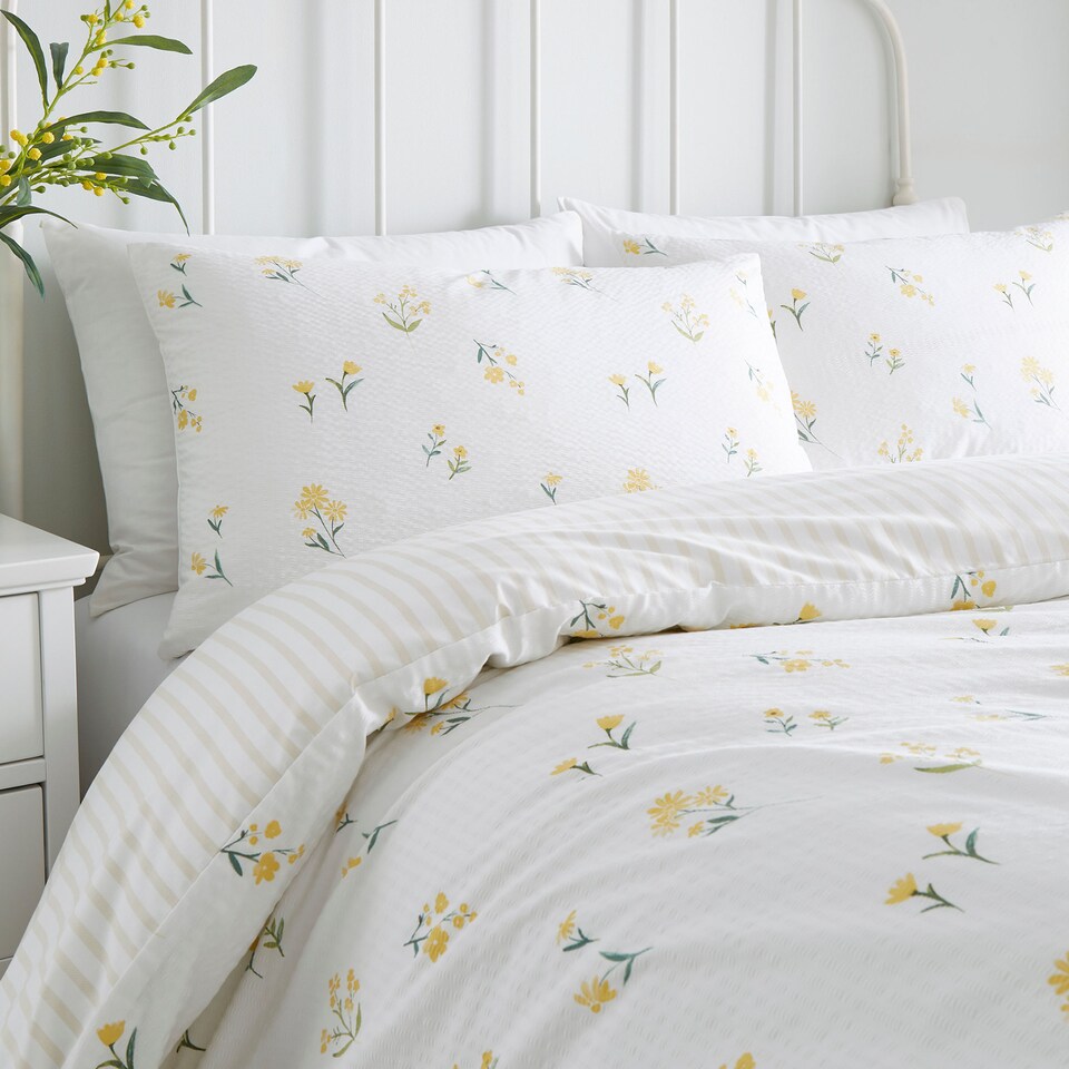 image 1 of D & D Ditsy Floral Seersucker Duvet Cover Set Yellow