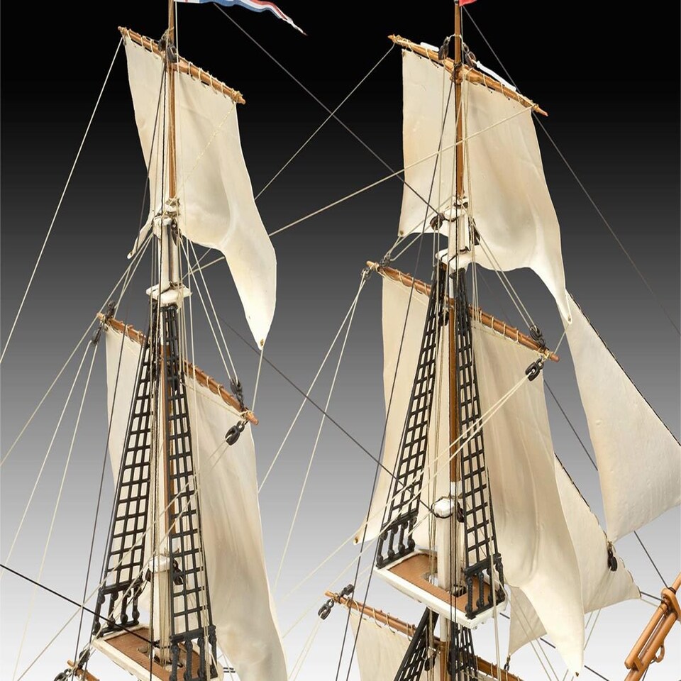 image 1 of Revell British HMS Beagle (1:96 Scale)