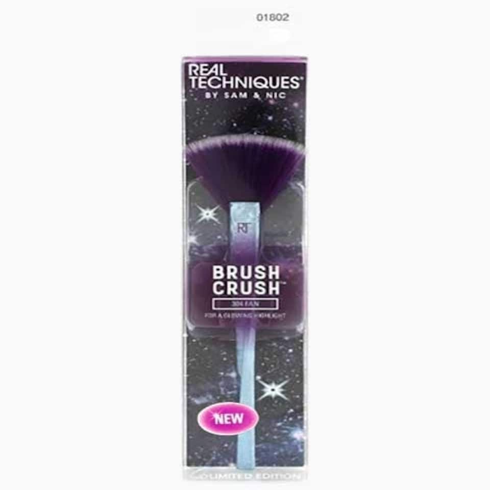 Real Techniques Brush Crush 304 Fan Brush