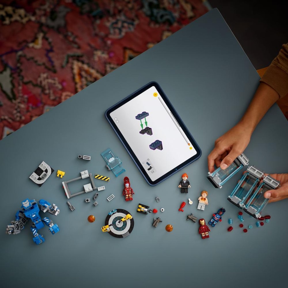 image 1 of LEGO Marvel Iron Man's Laboratory Hall of Armour