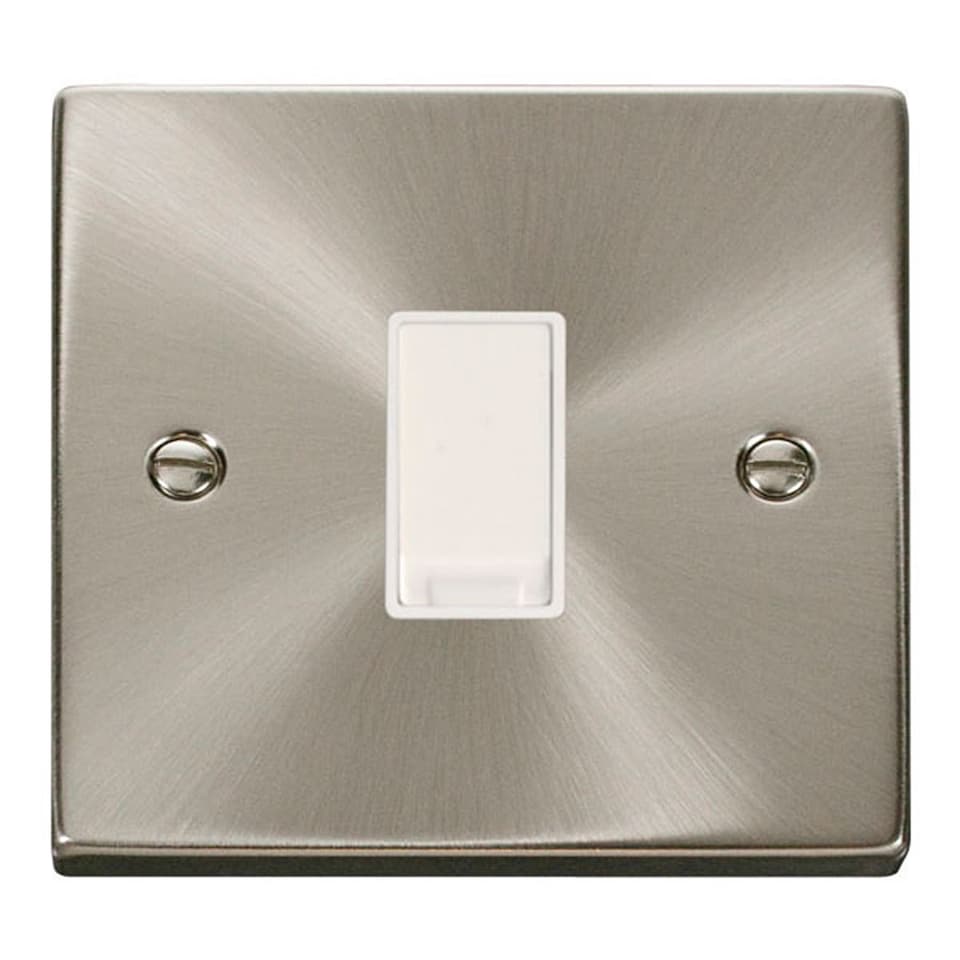 image 1 of SE HOME Satin Brushed Chrome 10A 1 Gang Intermediate Light Switch | Chrome | Satin Chrome
