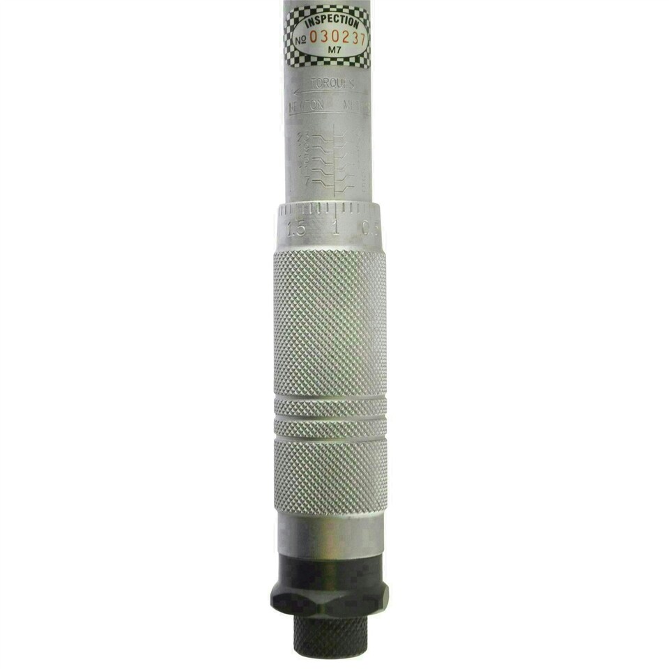 image 1 of 1/2" Drive Torque Wrench 28 - 210Nm with 13 Deep Impact Sockets 13 - 32mm