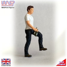 Trackside Figure Scenery Display No 117 1:32 Scale Wasp