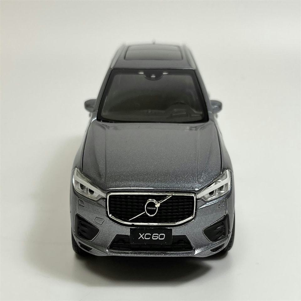image 1 of Volvo XC60 Osmium Grey LHD 1:32 Scale Tayumo 32100115