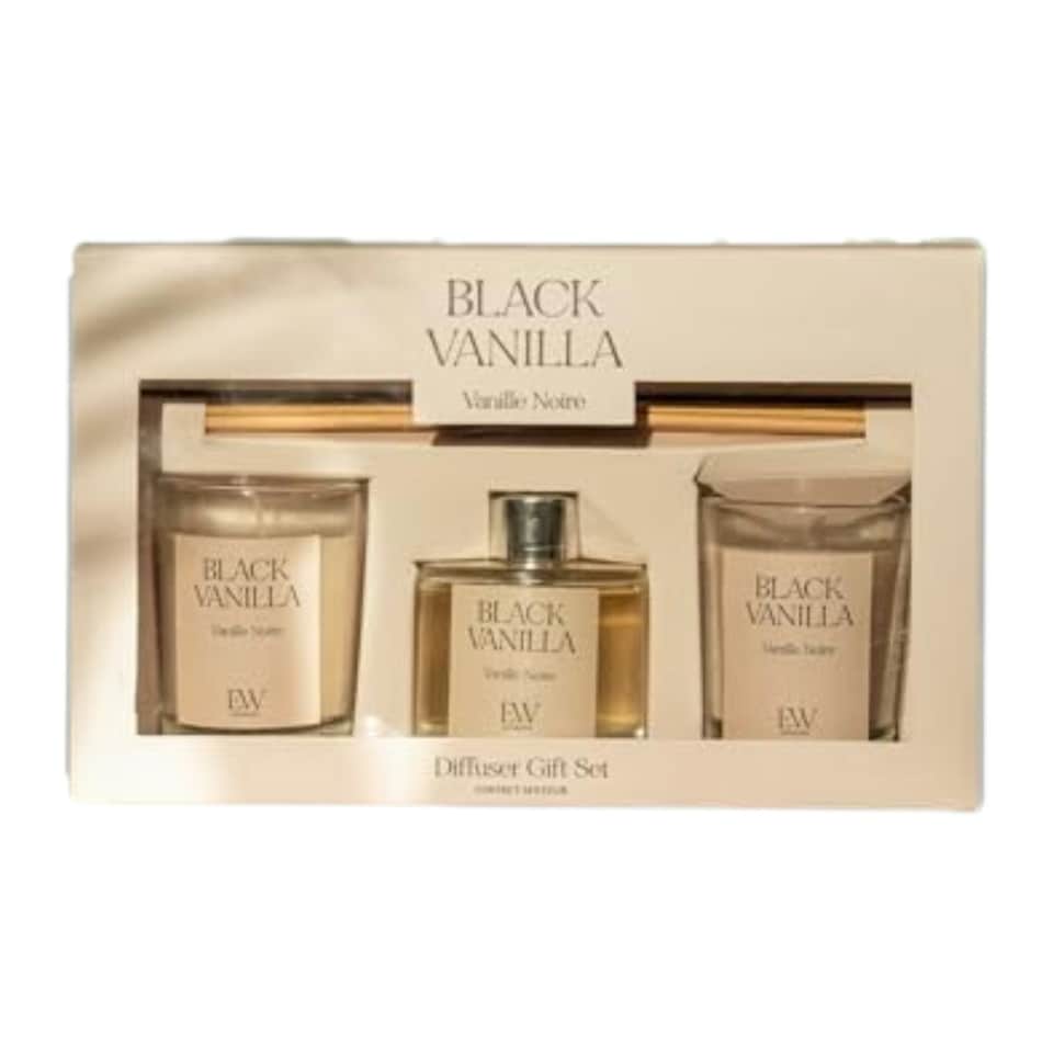 Marco Paul Black Vanilla Scented Gift Set Candles & diffuser