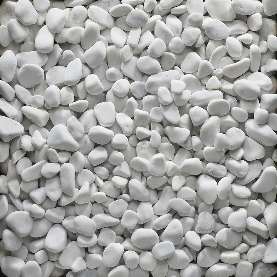 image 1 of 20-40mm Round White Pebbles - Premium Aggregate Bulk Bag - 850 kilos