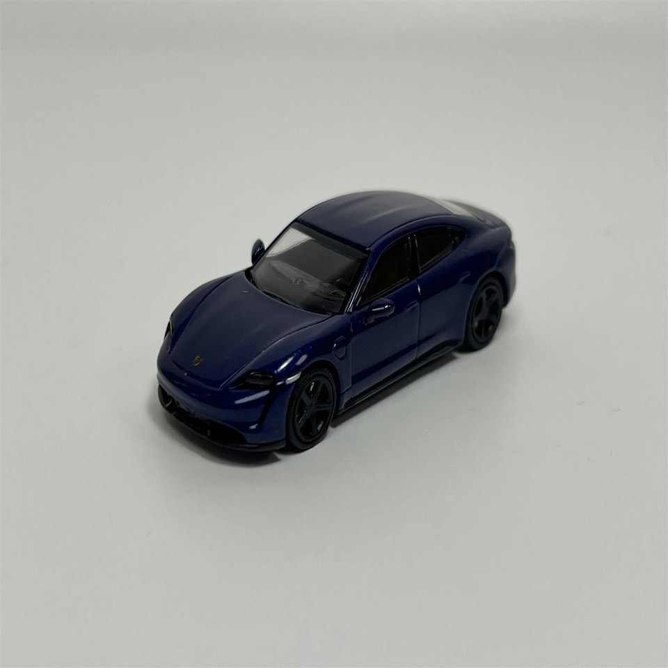 image 1 of Porsche Taycan Turbo S 2019 Dark Blue Metallic 1:87 Minichamps 870068401