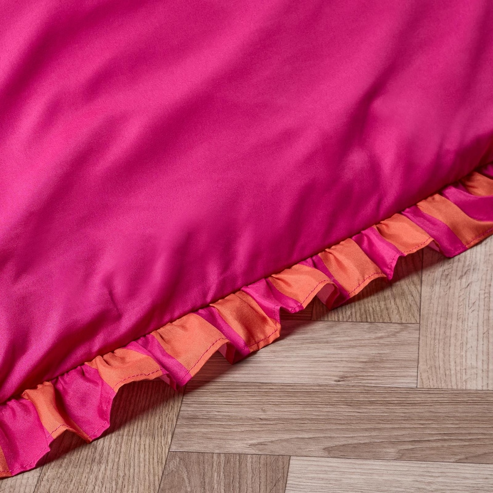 image 1 of OHS Print Frill Edge Duvet Cover Set with Pillowcase Microfibre Bedding | Pink | Hot Pink/Orange/Pink | King