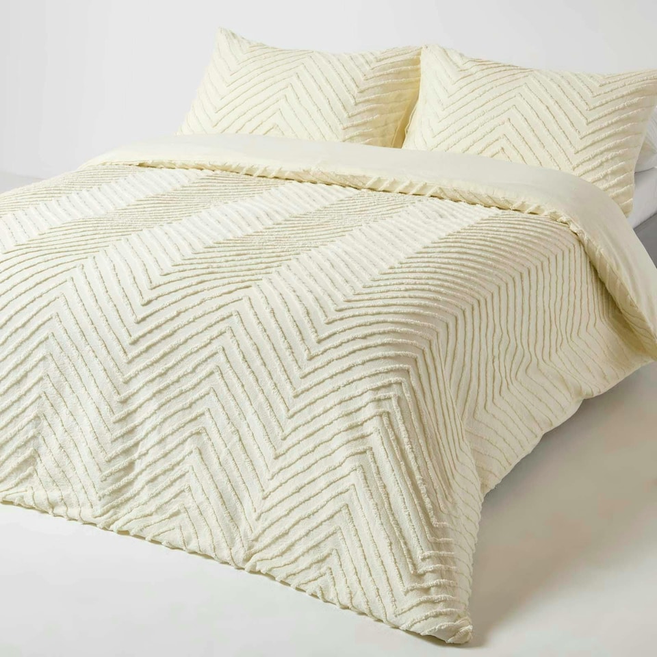 image 1 of Homescapes Off White Chevron Cotton Tufted Duvet Cover Set -