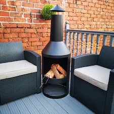 1.4m Tall Outdoor Garden Patio Chiminea Log Burner Fire Pit with Log Store & Cover