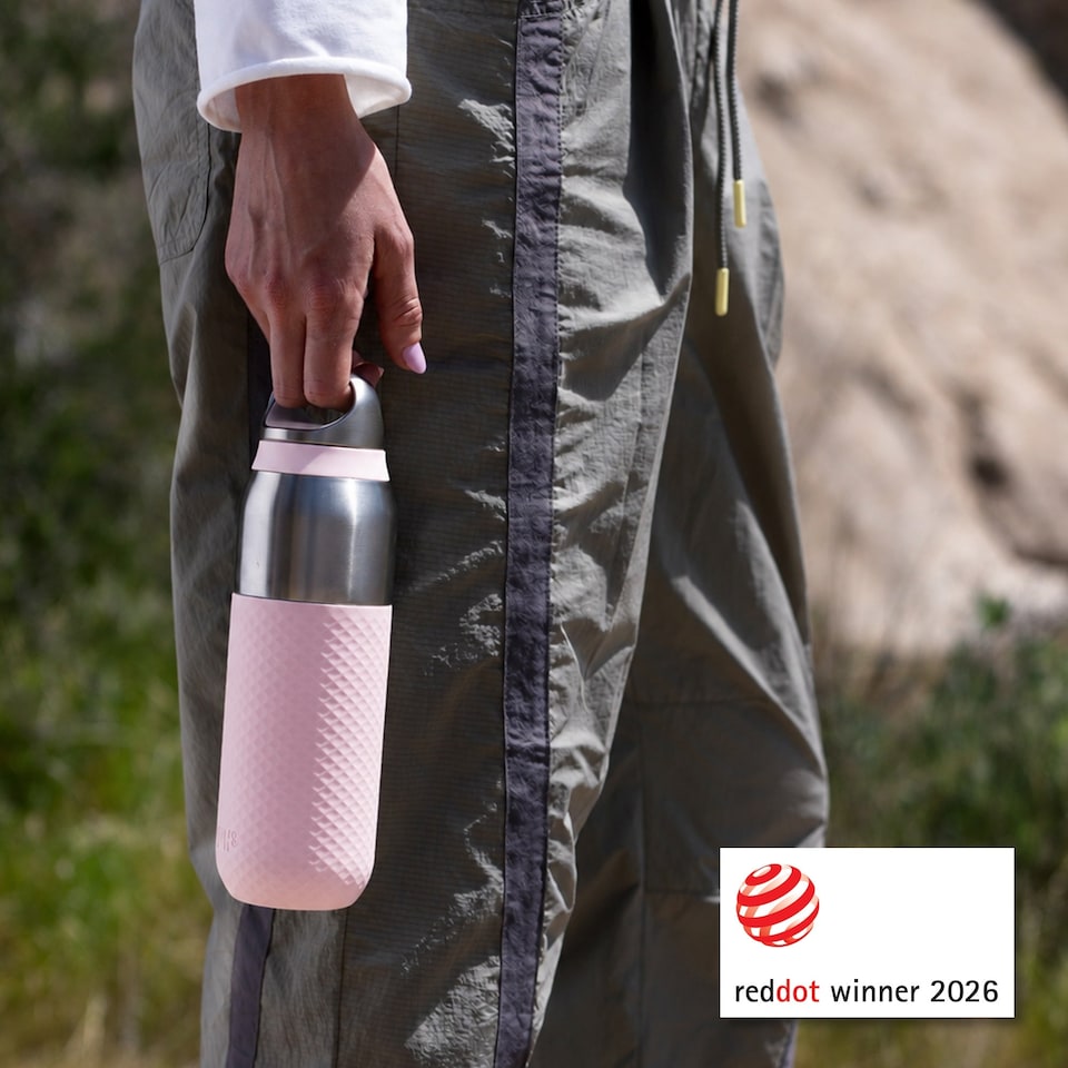 image 1 of ION8 ROAM Insulated Steel Water Bottle, Rubberised, 655ml / 22oz