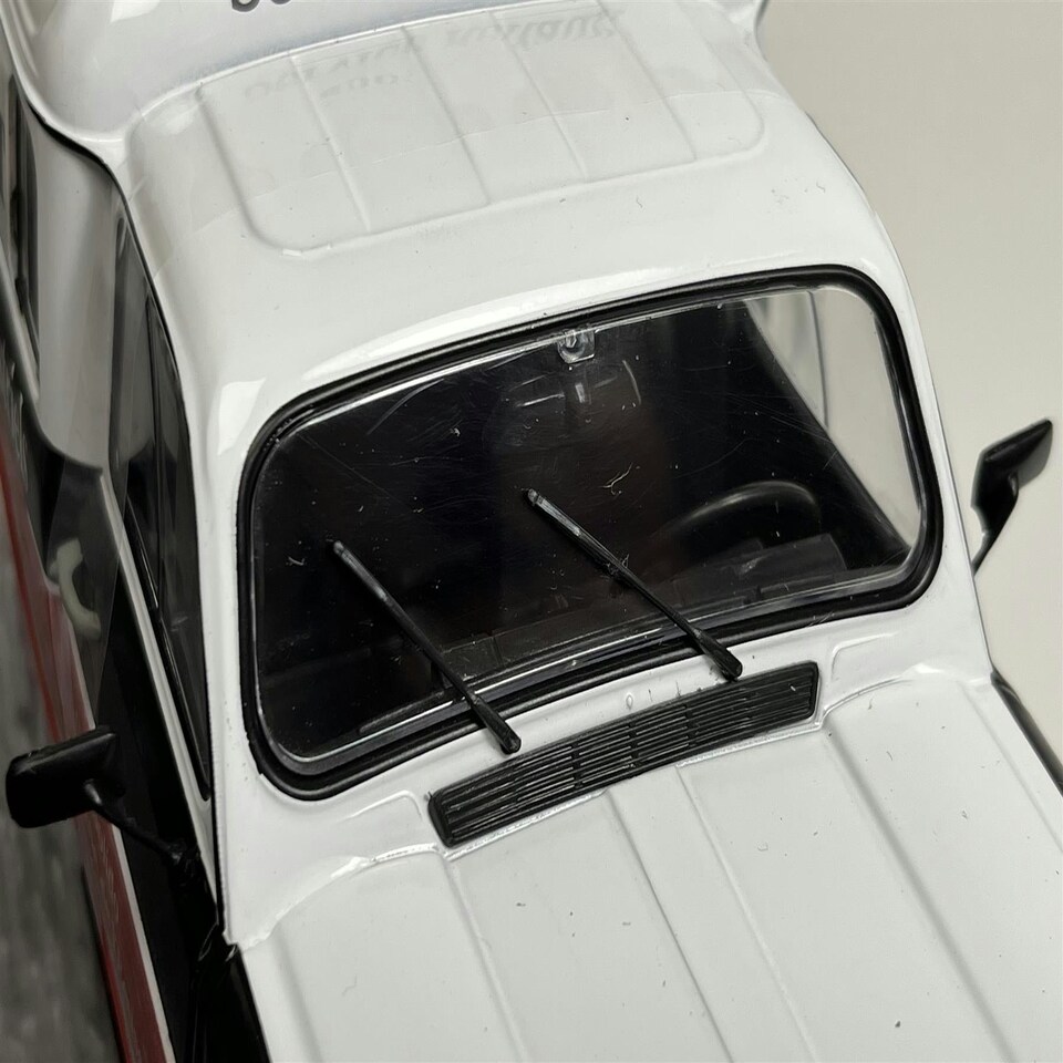 image 1 of Renault R4 F4 Renault Vehicule Industriel 1988 1:18 Scale Solido 1802206