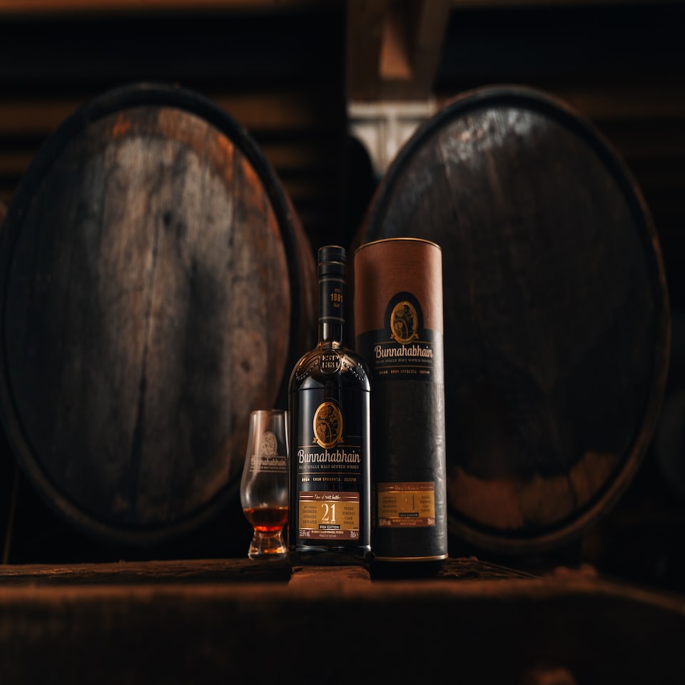 image 1 of Bunnahabhain - Cask Strength Pedro Ximenez Cask Finish Islay Single Malt Scotch 21 year old Whisky | Multi | Whisky | 700