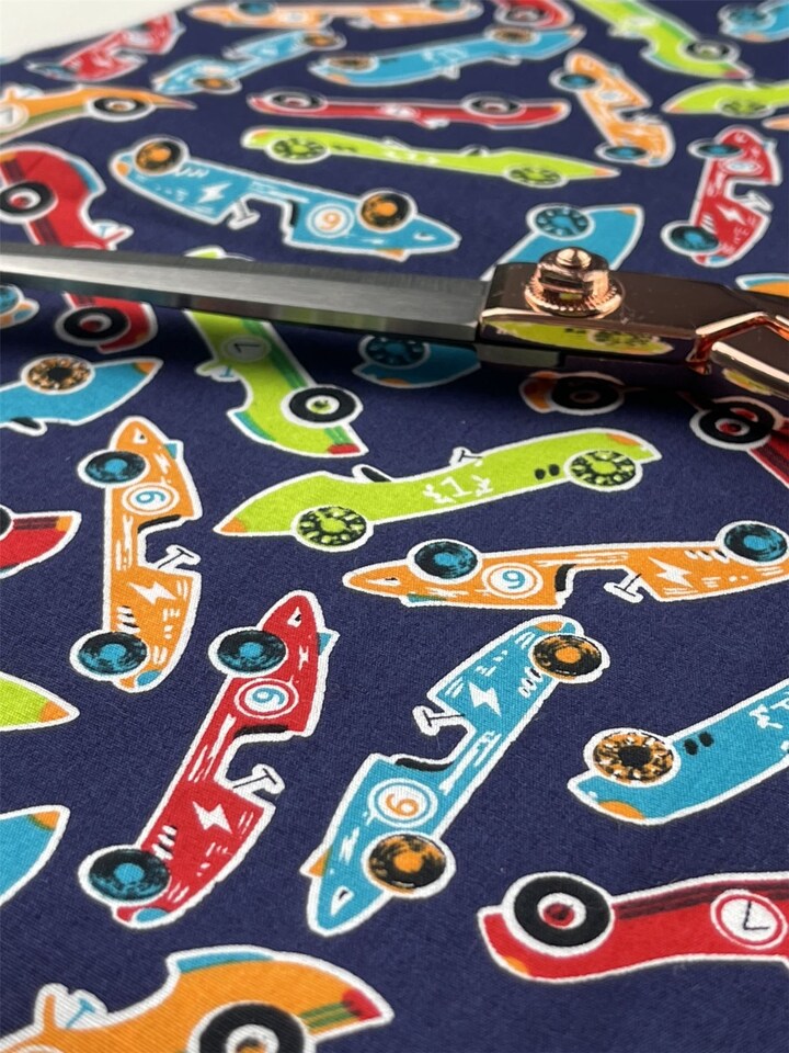 Navy 100% Cotton Poplin Fabric for Dressmaking, Quilting, 110cm / 43" Wide - per metre