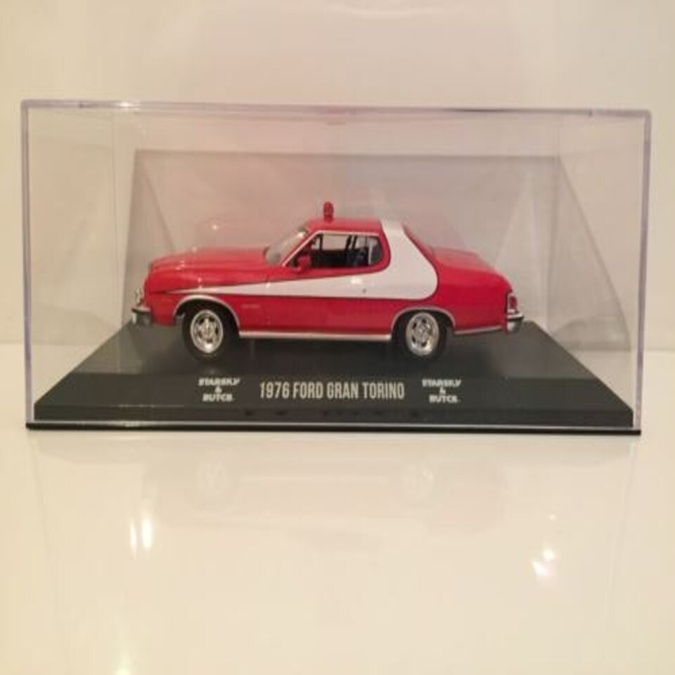 image 1 of Starsky & Hutch 1976 Ford Gran Torino Greenlight 86442 1:43 Scale