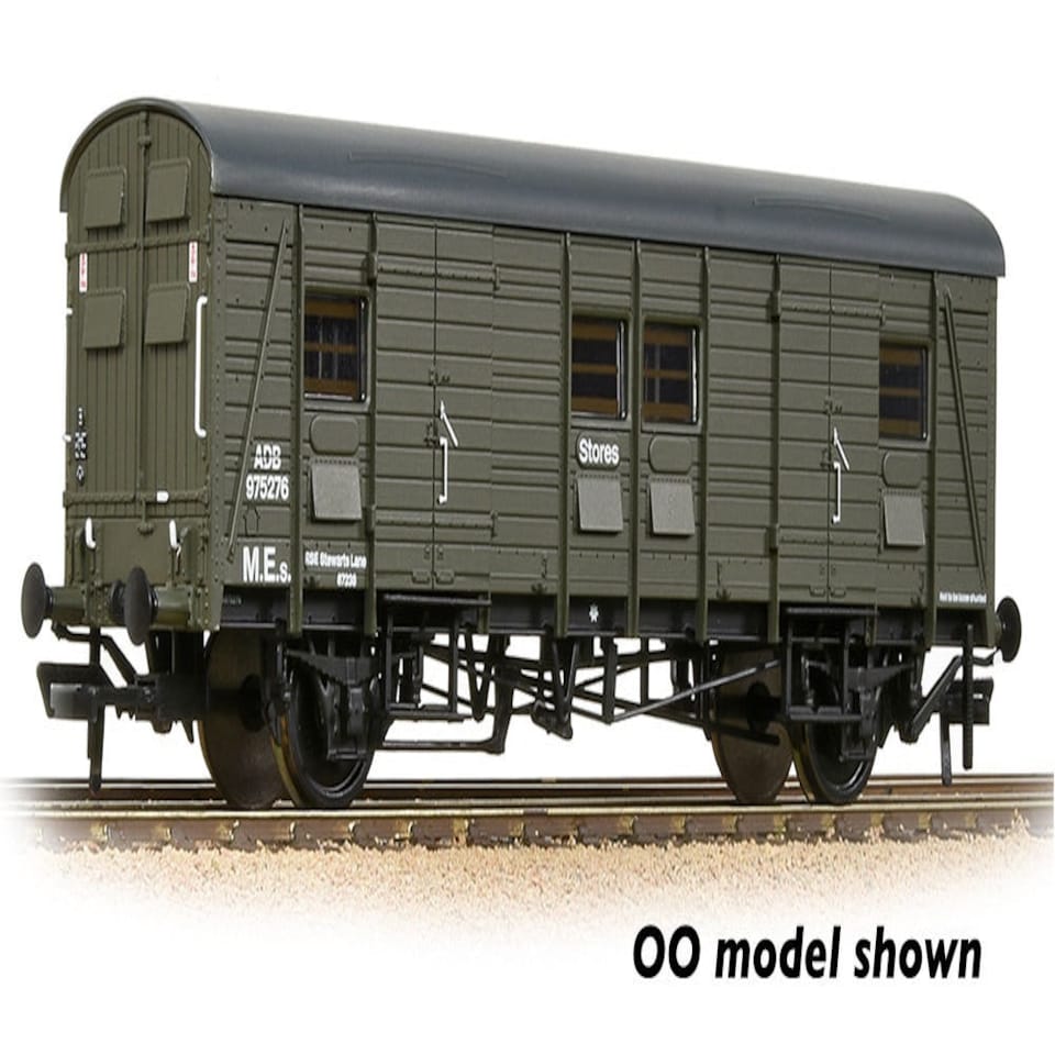 Graham Farish CCT BR Departmental Olive Green