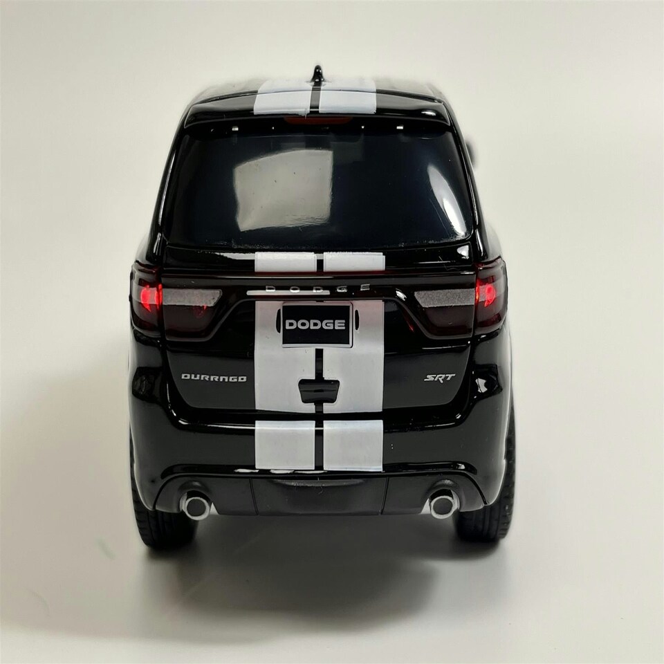 image 1 of Dodge Durango SRT Black LHD 1:32 Scale Light & Sound Tayumo 32145020