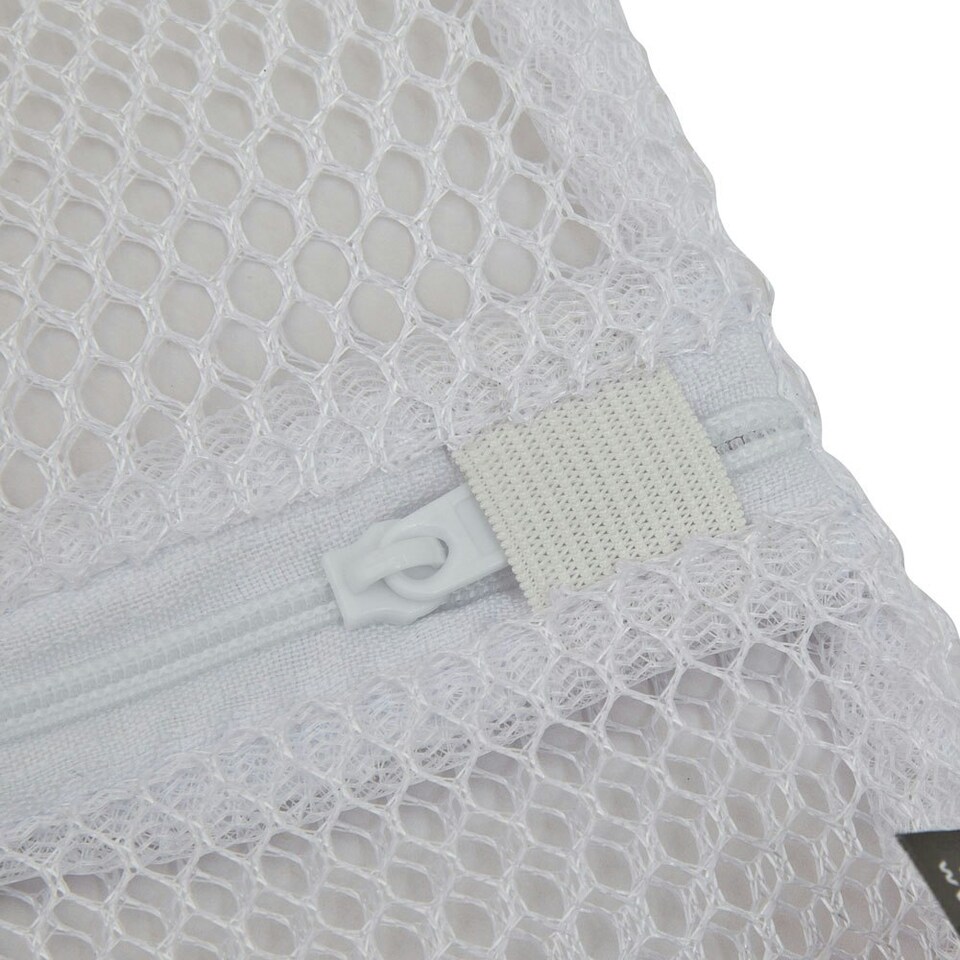 image 1 of 5 x Large Size Net Washing Bags for Laundry with Strong Zip – 41cms x 49cms (16" x 19") White