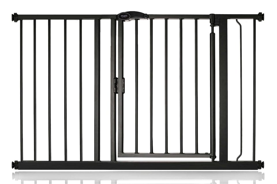 image 1 of Bettacare Auto Close Stair Gate, 118.2cm - 125.2cm, Matt Black, Pressure Fit Safety Gate, Baby Gate, Safety Barrier for Doors Hallways and Spaces, Easy Installation