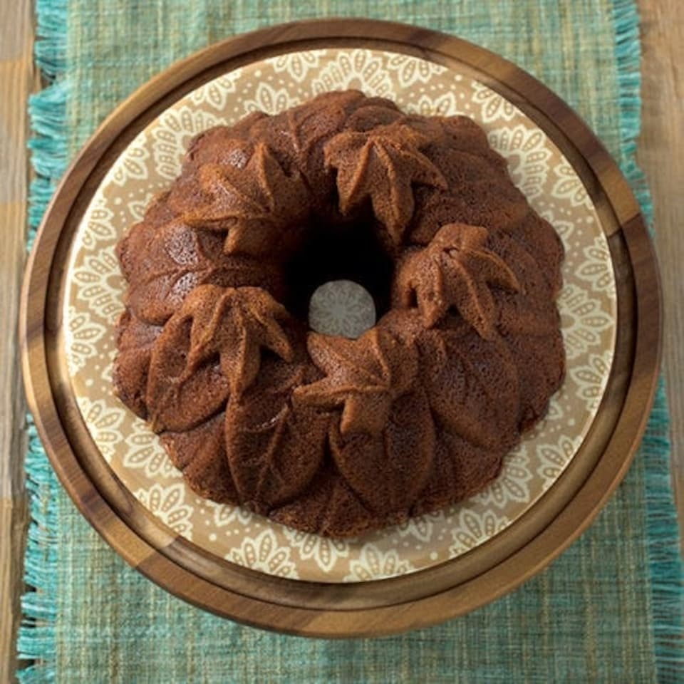 image 1 of Nordic Ware Harvest Leaves Bundt Pan