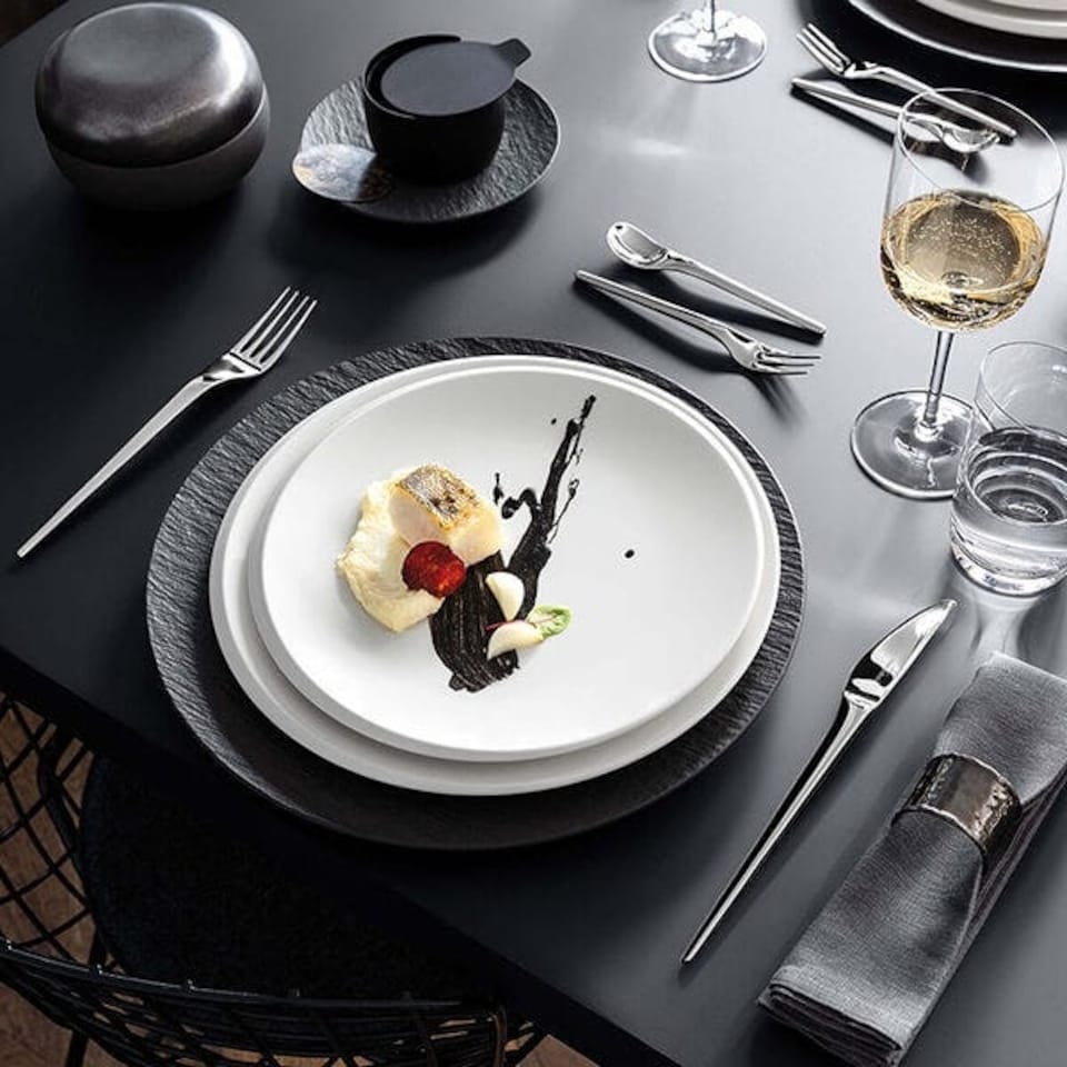 image 1 of Villeroy & Boch New Moon Salad Plate
