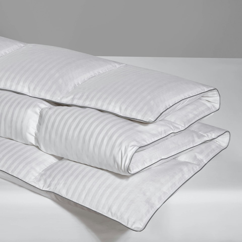 image 1 of BHS 5 Star Hotel Collection 13.5 Tog White Goose Down Super King Duvet, White