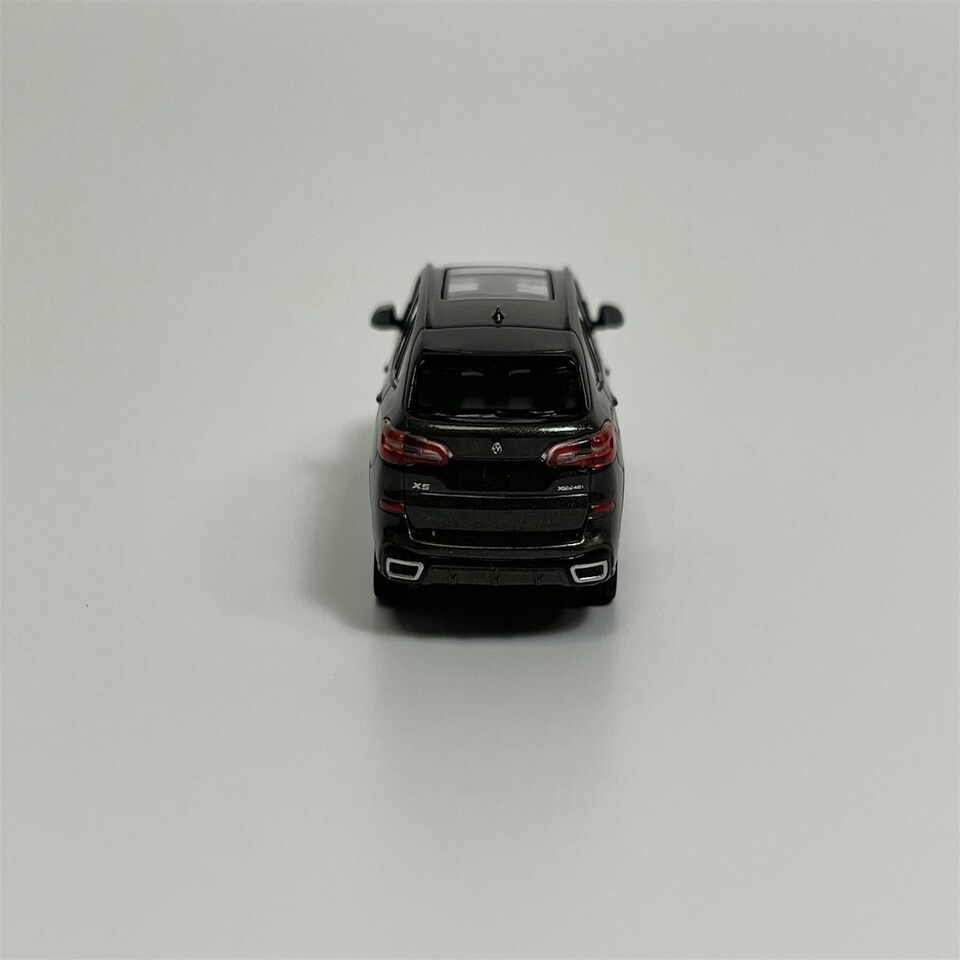 image 1 of BMW X5 2019 Beige Metallic 1:87 Scale Minichamps 870029200
