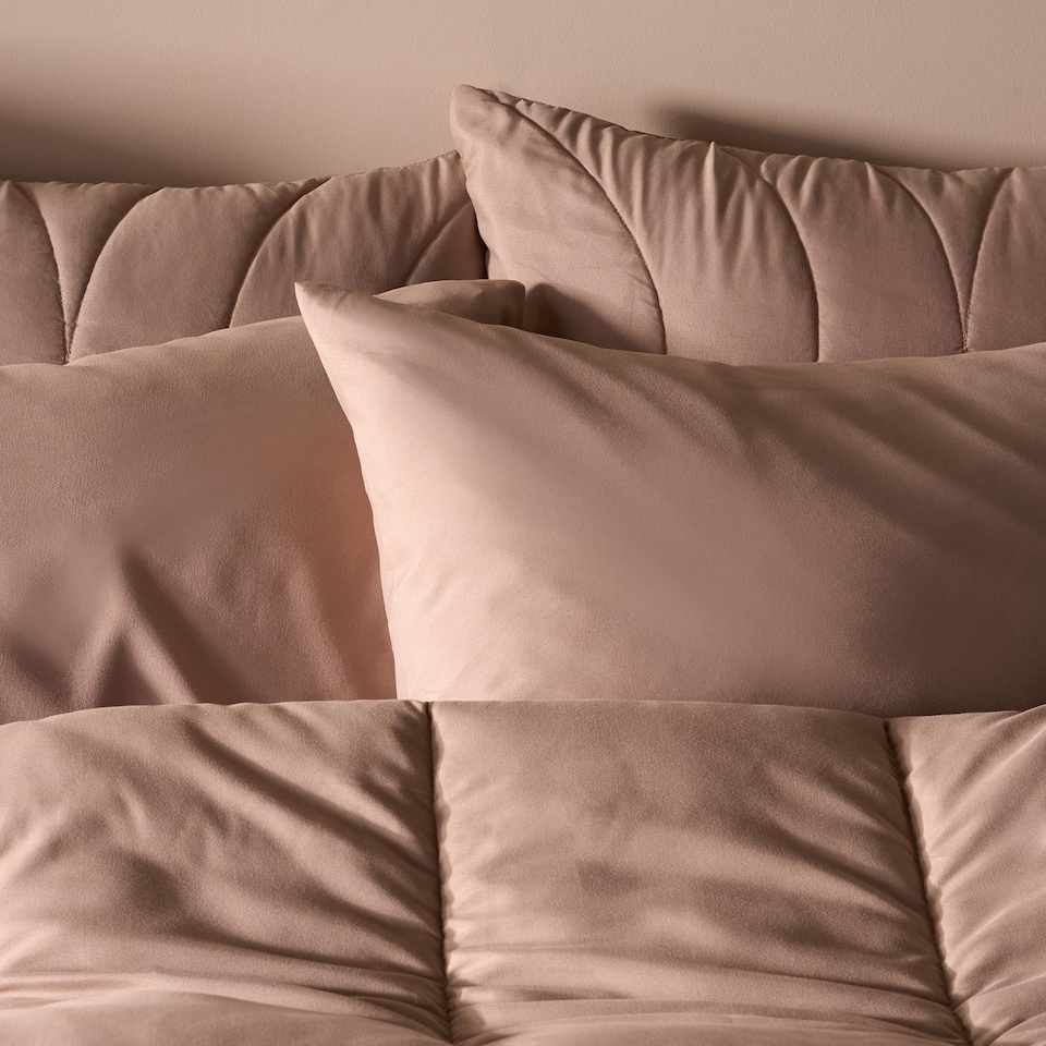 image 1 of OHS Plain 10.5 TOG Coverless Duvet with Pillowcase Bedding Set