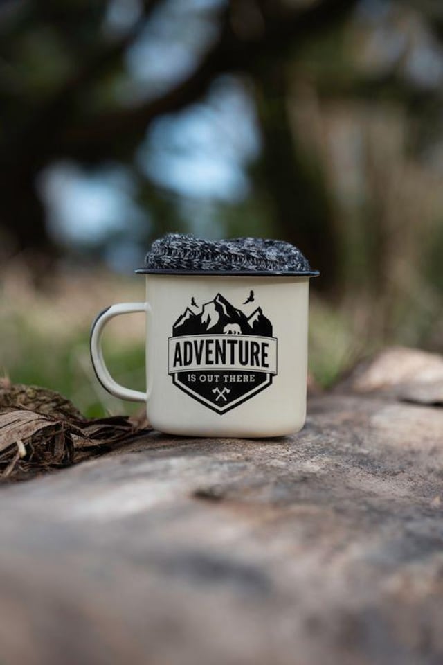 image 1 of Wayfarer Campfire Enamel Mug and Sock Set UK Size 7-11 Cream