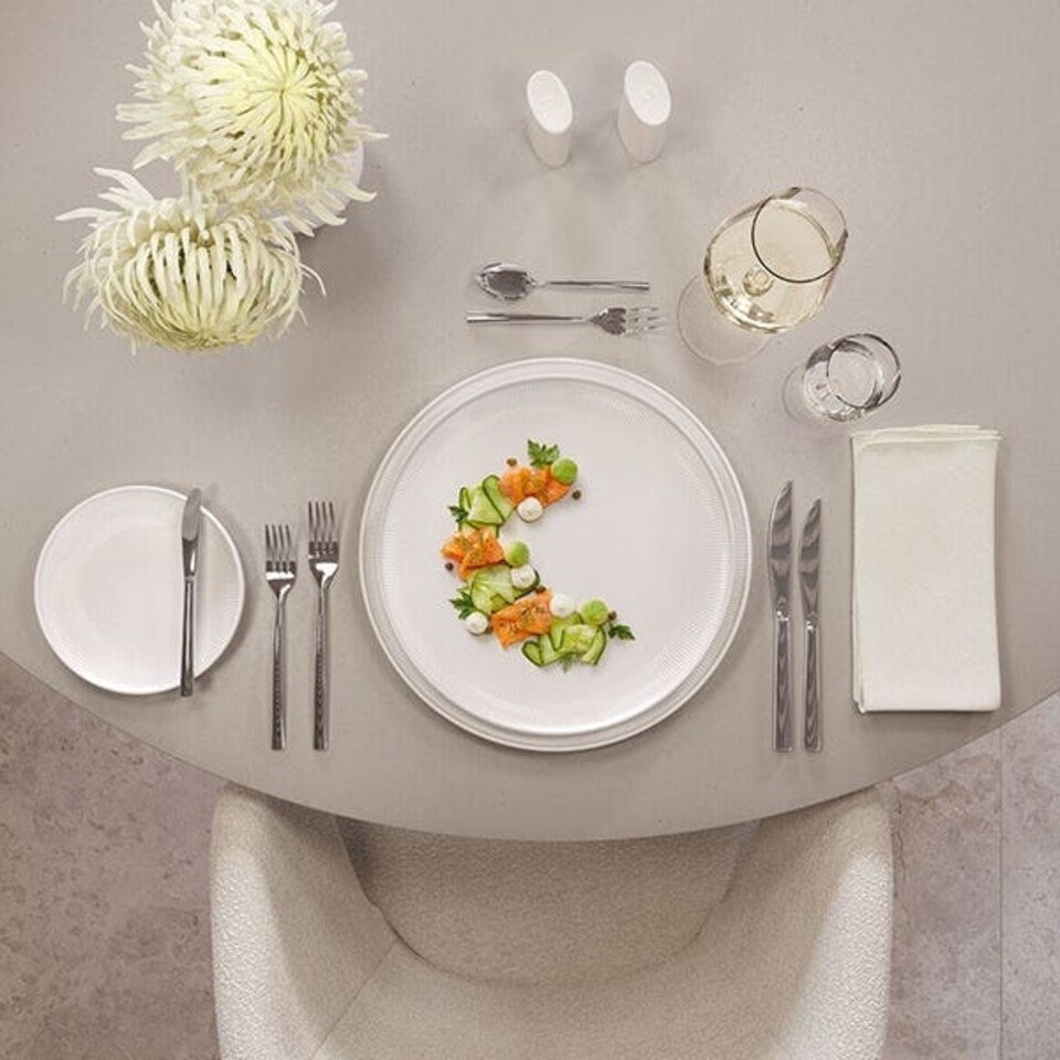 image 1 of Villeroy & Boch Afina 32cm Gourmet Plate
