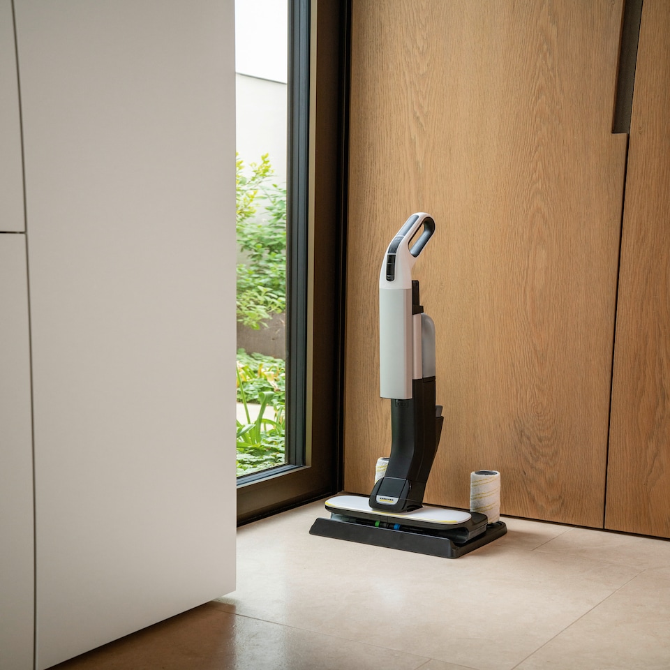 image 1 of Kärcher FC 4-4 Battery Set Hard Floor Cleaner