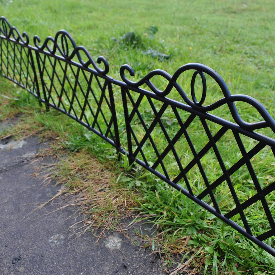 image 1 of Lattice Black Plastic Garden Lawn Edging (45cm x 35cm) - 5 Panels