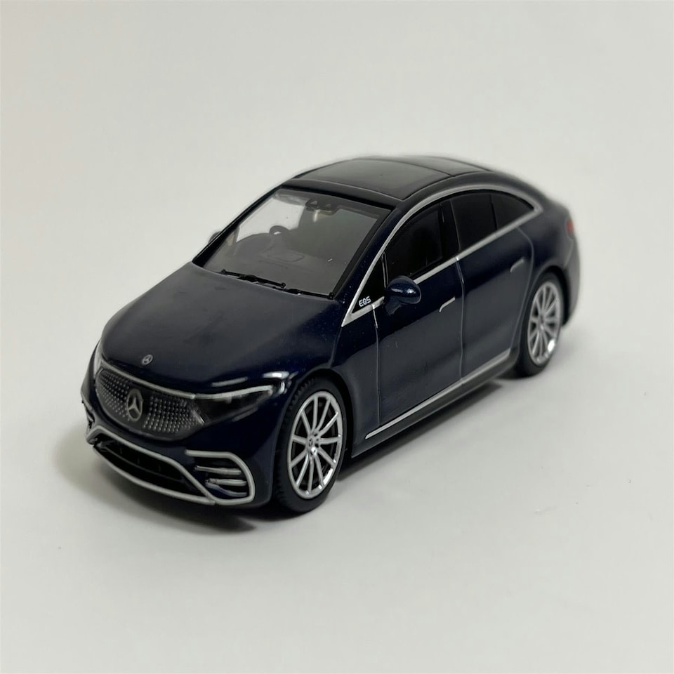 image 1 of Mercedes-Benz EQS 580 4MATIC Blue Metallic RHD 1:64 Scale Mini GT MGT00559R