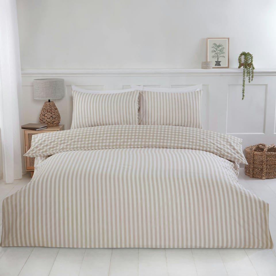 image 1 of Gingham Polycotton Check Polycotton Duvet Cover Set With Pillowcase Green | King