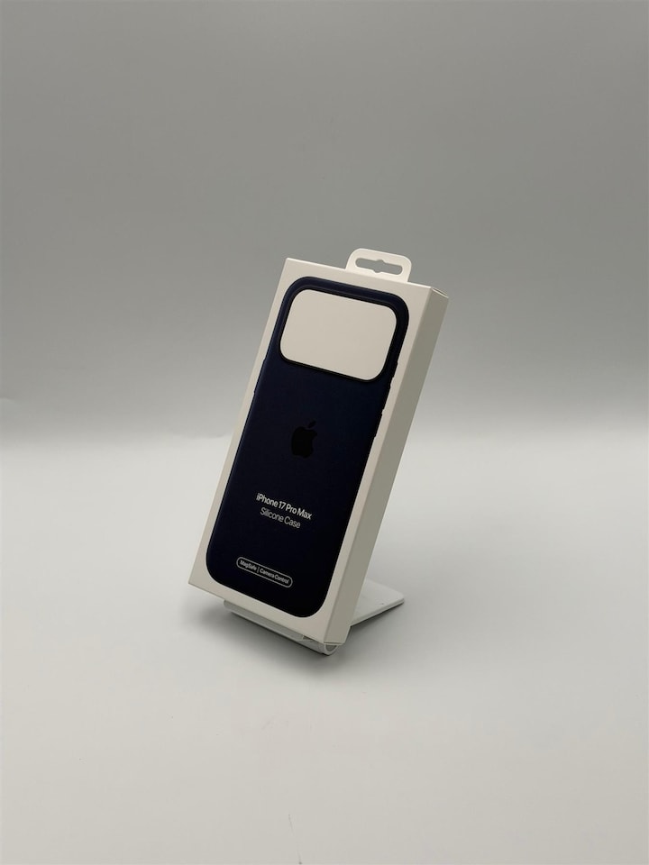 image 1 of Apple Silicone Case with MagSafe for iPhone 17 Pro Max 6.9 Midnight A3560 - MGFP4ZM/A