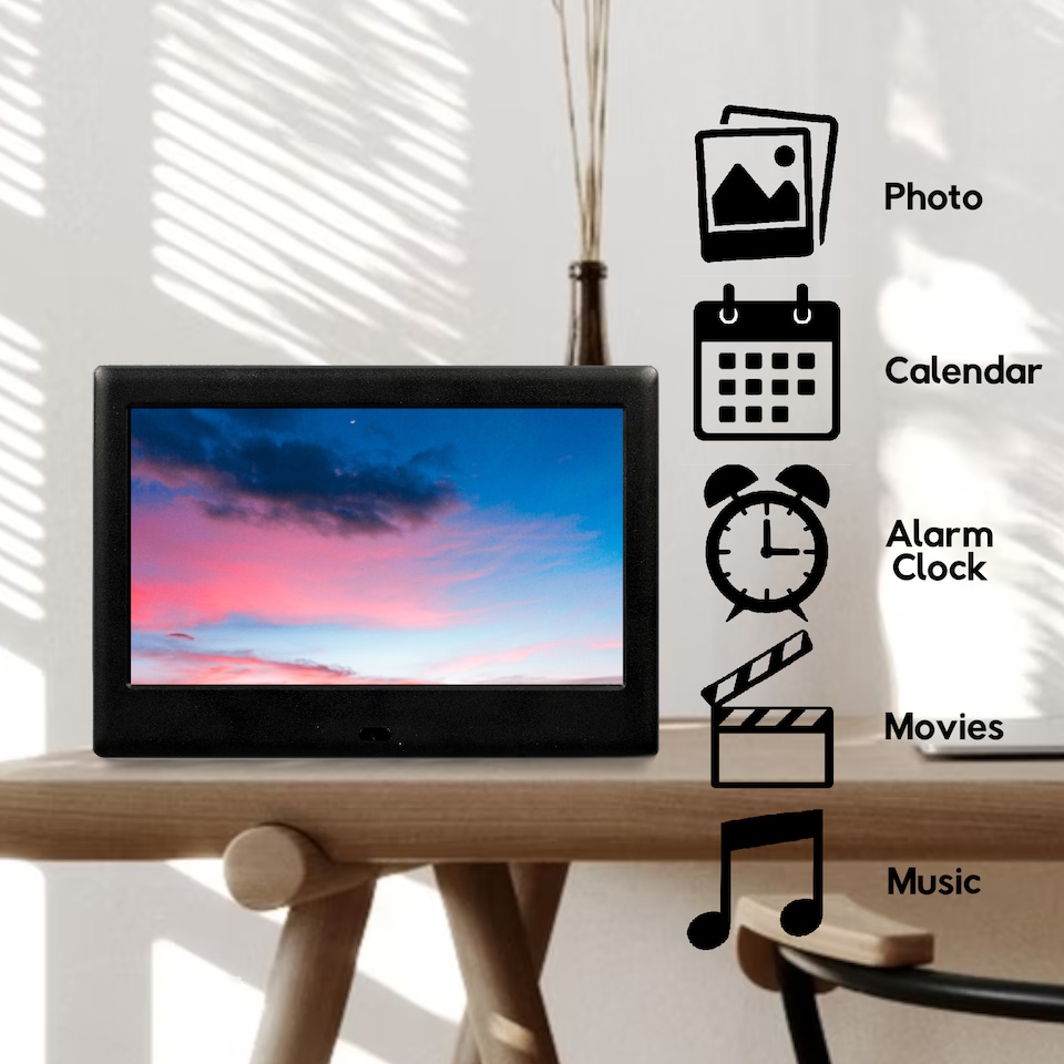 image 1 of EMtronics EMPF720 7" Digital Photo Picture Frame with USB, SD Memory Support