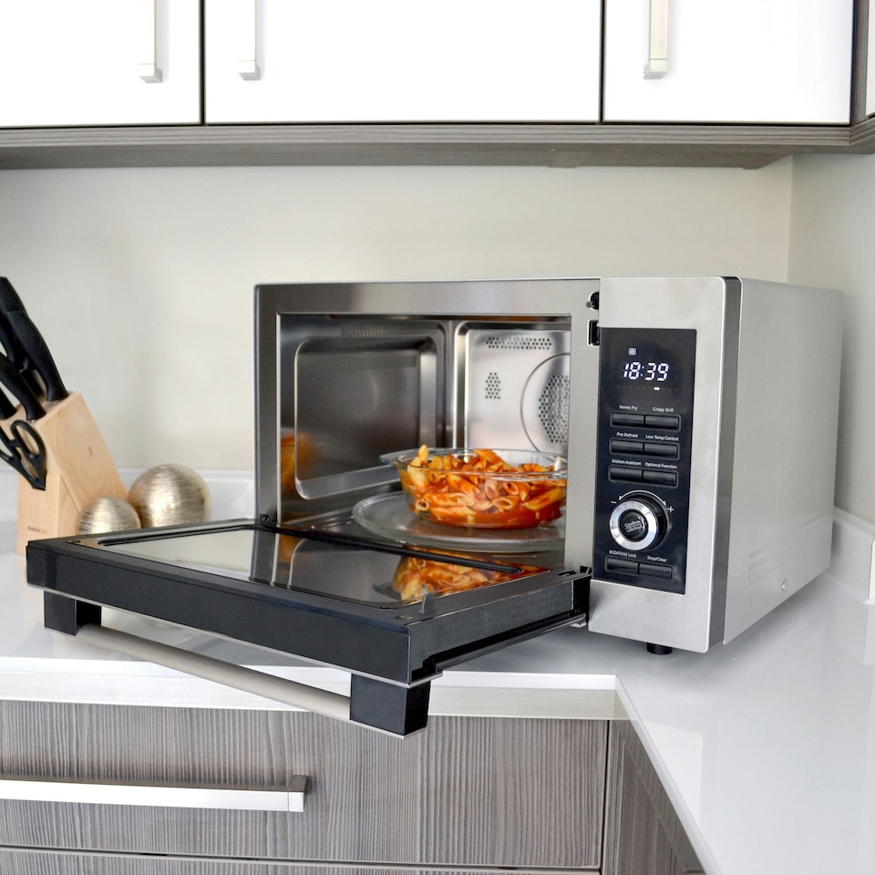 image 1 of Igenix IG3095 Digital Combination Microwave & Grill, 95 Minute Timer, Stainless Steel