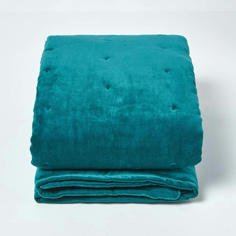 image 1 of Homescapes Teal Green Velvet Quilted Throw - 125 x 150 cm | Green | 1